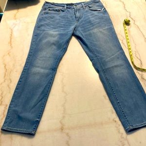 Men’s Aeropostale 32x30 Skinny Fit Light Blue Denim Jean